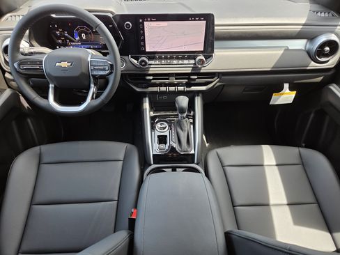 New 2026 Chevrolet Colorado LT w/ LT Convenience Package AWD/4WD image 8