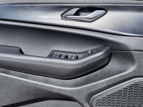 New 2025 Jeep Grand Cherokee L Laredo w/ Trailer Tow Package image 16