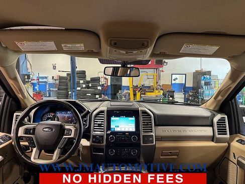 Used 2017 Ford F250 Lariat w/ Chrome Package image 13