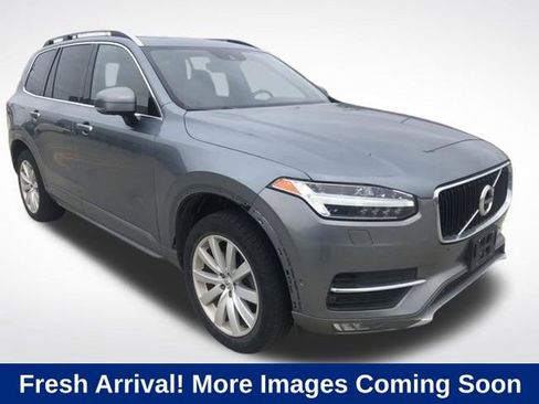 Used 2018 Volvo XC90 T6 Momentum w/ Convenience Package AWD/4WD image 1