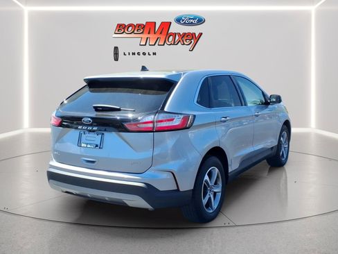 Used 2023 Ford Edge SEL w/ Convenience Package AWD/4WD image 4