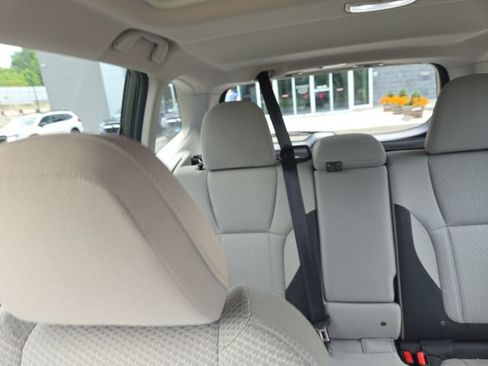 Used 2023 Subaru Forester Premium AWD/4WD image 8