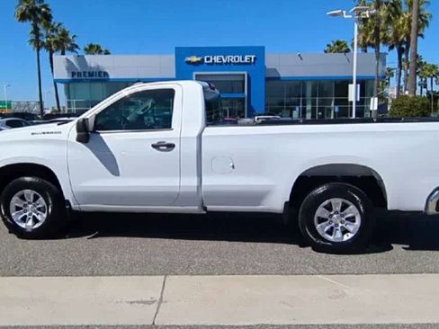 Used 2025 Chevrolet Silverado 1500 W/T image 5
