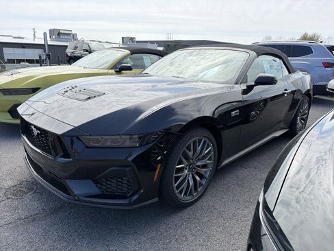 New 2025 Ford Mustang GT Premium RWD image 4
