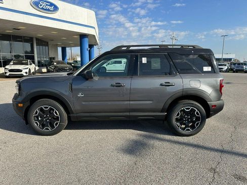 New 2025 Ford Bronco Sport Outer Banks image 2