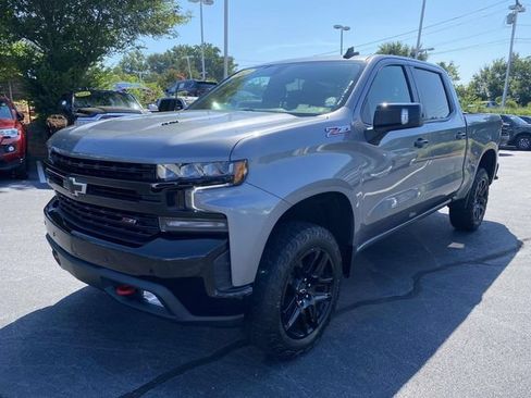 Used 2021 Chevrolet Silverado 1500 LT Trail Boss w/ Convenience Package II AWD/4WD image 3