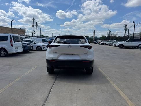 Used 2021 MAZDA CX-30 FWD 2.5 S w/ Premium Package image 7