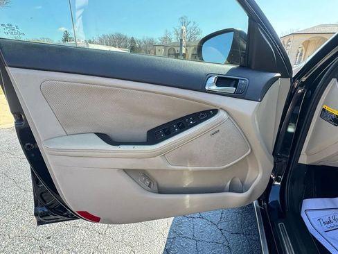 Used 2016 Kia Optima EX image 19