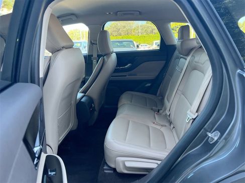 Used 2023 Lincoln Corsair Standard image 19