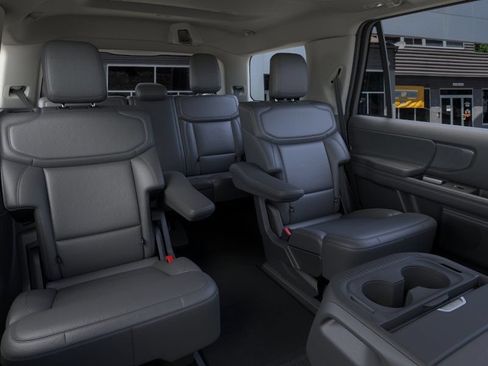 New 2026 Ford Expedition Active AWD/4WD image 11