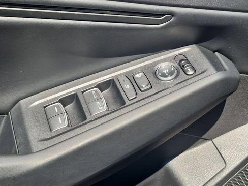 Used 2025 Honda Accord SE image 13