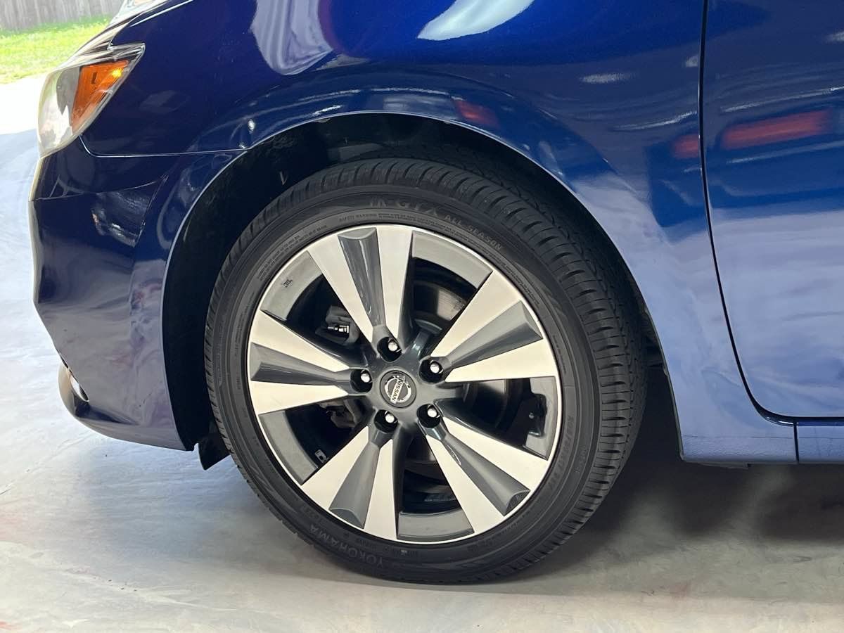 Used 2019 Nissan Sentra SV w/ Special Edition Package FWD image 30