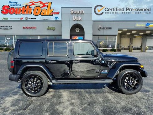 Certified 2025 Jeep Wrangler Unlimited Sahara AWD/4WD image 2