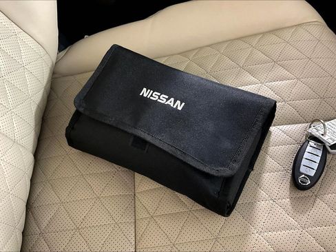 Used 2021 Nissan Murano Platinum w/ Cargo Package image 36