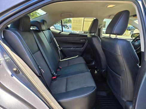 Used 2014 Toyota Corolla S FWD image 12