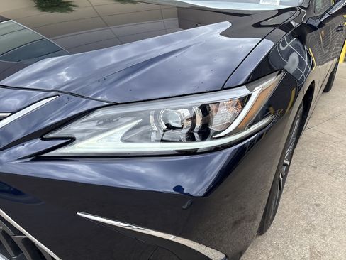 Used 2022 Lexus ES 350 w/ Premium Package FWD image 6