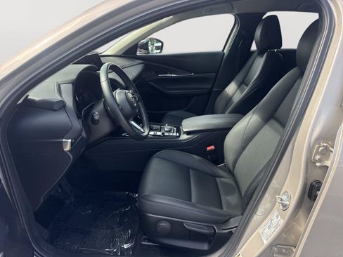 Used 2024 MAZDA CX-30 AWD 2.5 S w/ Select Sport Pkg image 9