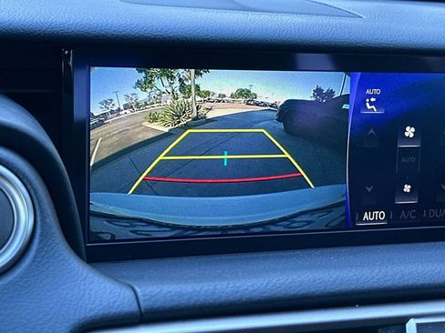 Used 2017 Lexus IS 350 F Sport image 25