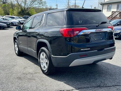 Used 2019 GMC Acadia SLE w/ LPO, Floor Liner Package image 5