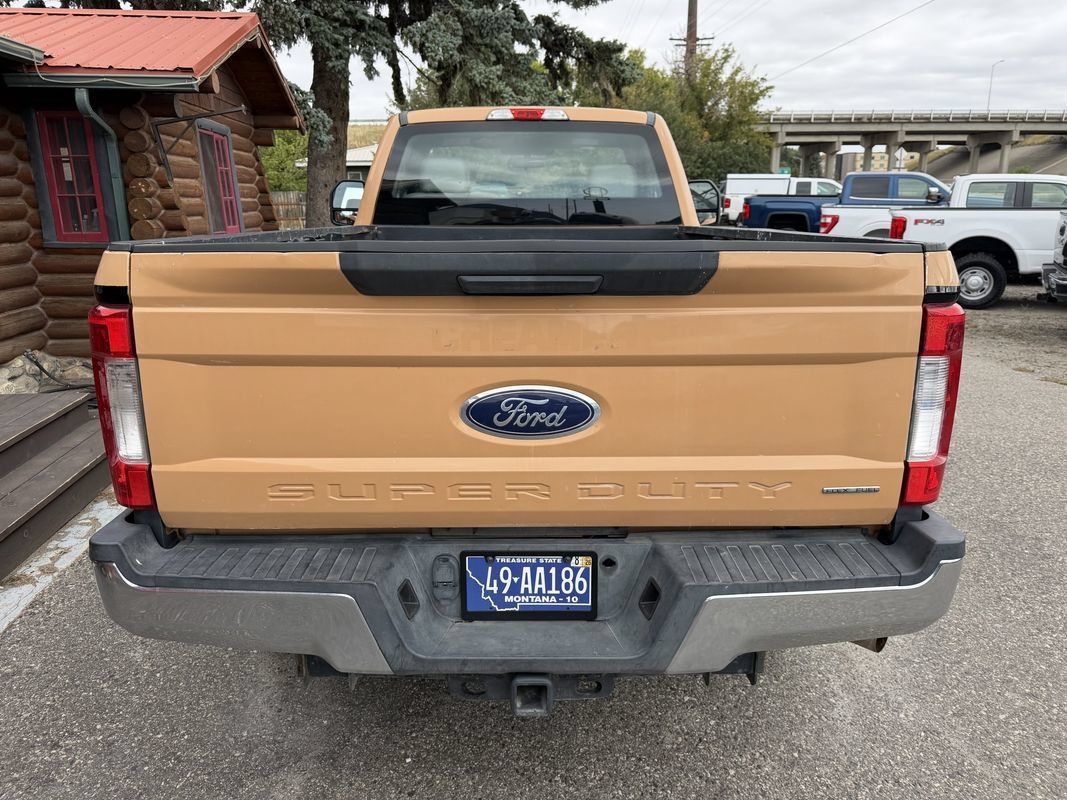 Used 2017 Ford F250 XL w/ Power Equipment Group AWD/4WD image 16