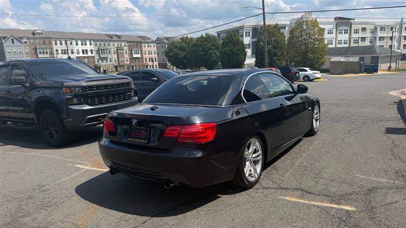 Used 2011 BMW 335i Convertible RWD image 33