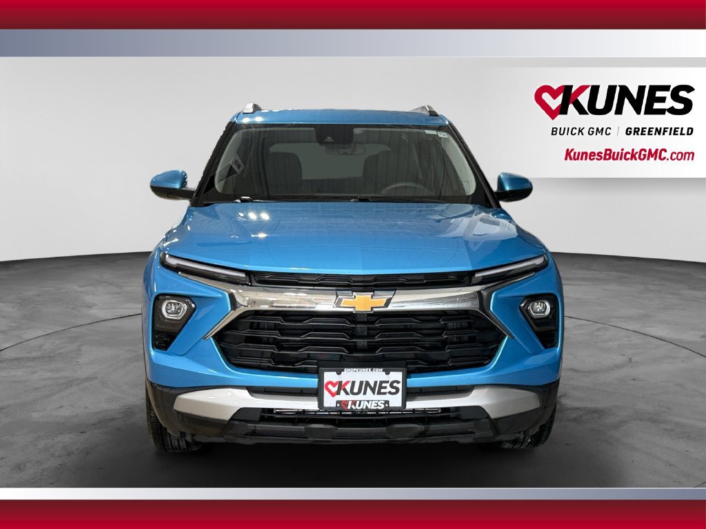 Used 2025 Chevrolet TrailBlazer LT AWD/4WD image 4
