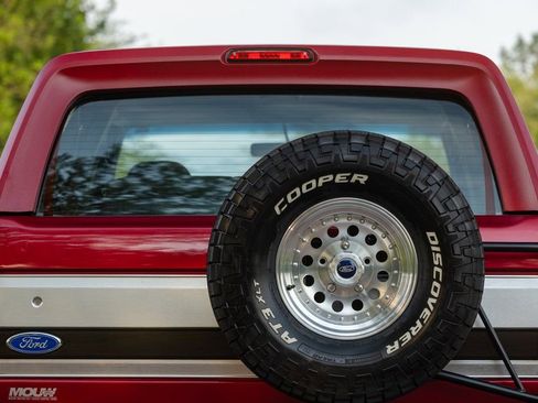 Used 1994 Ford Bronco XLT image 26