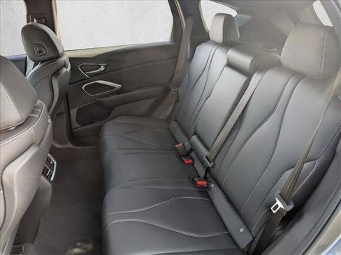 New 2026 Acura RDX SH-AWD image 15
