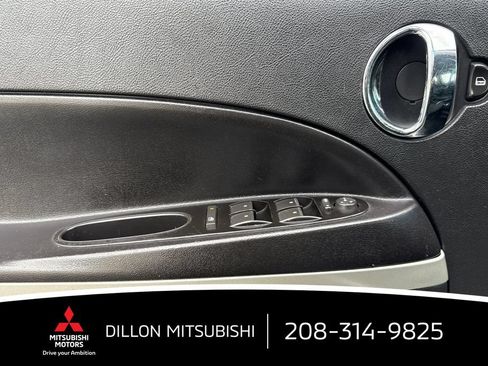 Used 2009 Chevrolet HHR LS FWD image 11