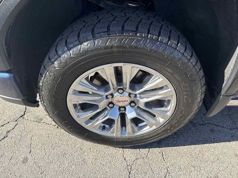 Used 2022 GMC Sierra 1500 Denali AWD/4WD image 10
