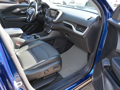 Used 2023 GMC Terrain SLT AWD/4WD image 28