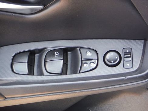 Used 2020 Nissan Sentra SV FWD image 16