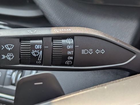 Used 2026 Buick Enclave Preferred AWD/4WD image 29
