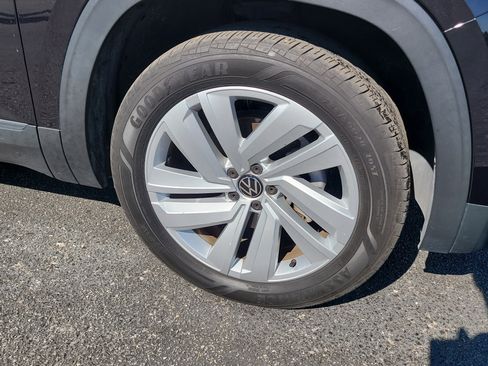 Used 2023 Volkswagen Atlas Cross Sport SE image 10