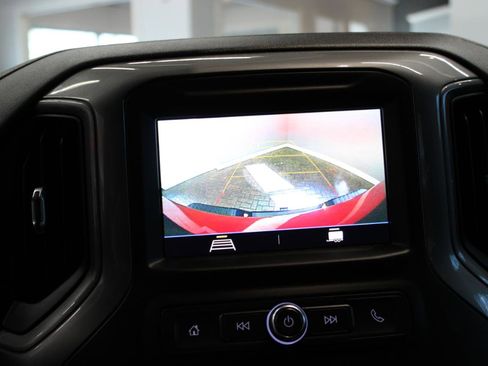 Used 2020 Chevrolet Silverado 2500 Custom w/ Custom Value Package AWD/4WD image 17