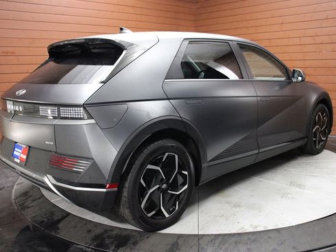 Used 2024 Hyundai Ioniq 5 SEL image 12