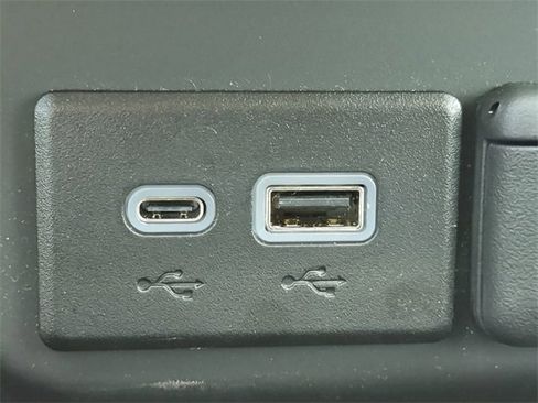 Used 2024 Chevrolet Silverado 1500 W/T image 24