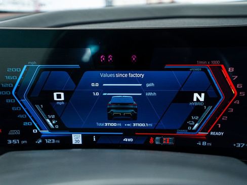 Used 2023 BMW XM AWD/4WD image 38