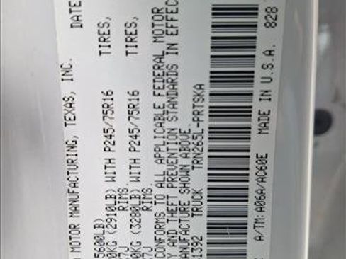 Used 2018 Toyota Tacoma SR5 image 21