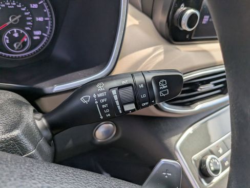 Used 2022 Hyundai Santa Fe SEL FWD image 32