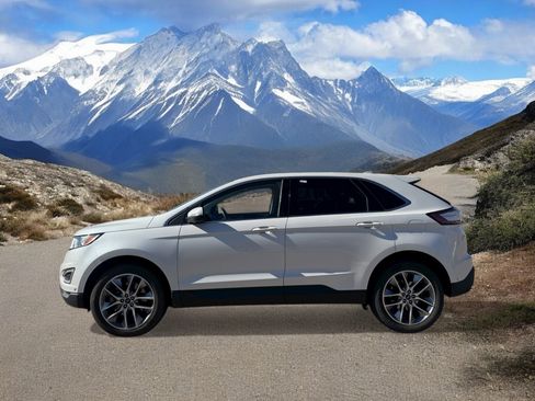 Used 2018 Ford Edge Titanium w/ Equipment Group 302A image 2