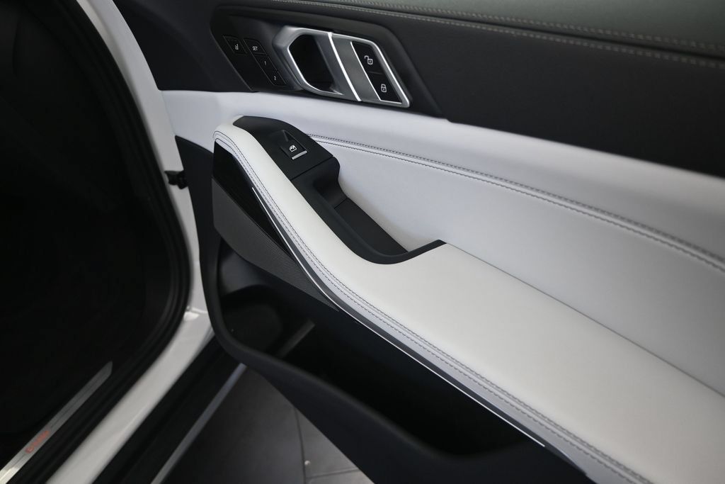 Certified 2023 BMW X5 sDrive40i RWD image 23