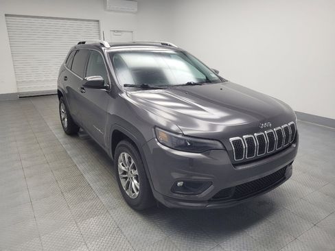 Used 2019 Jeep Cherokee Latitude Plus w/ Cold Weather Group image 13