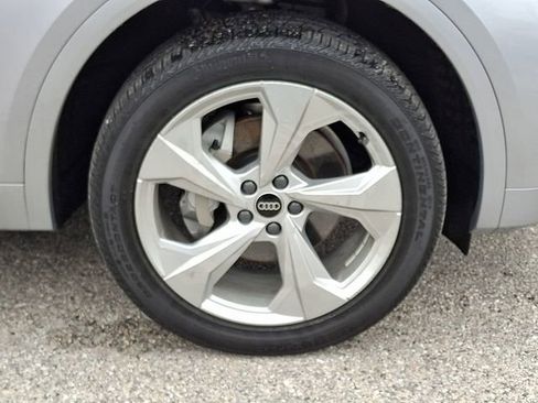 Used 2024 Audi Q5 2.0T Premium Plus image 8