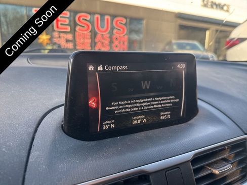 Used 2018 MAZDA MAZDA3 Sport image 14