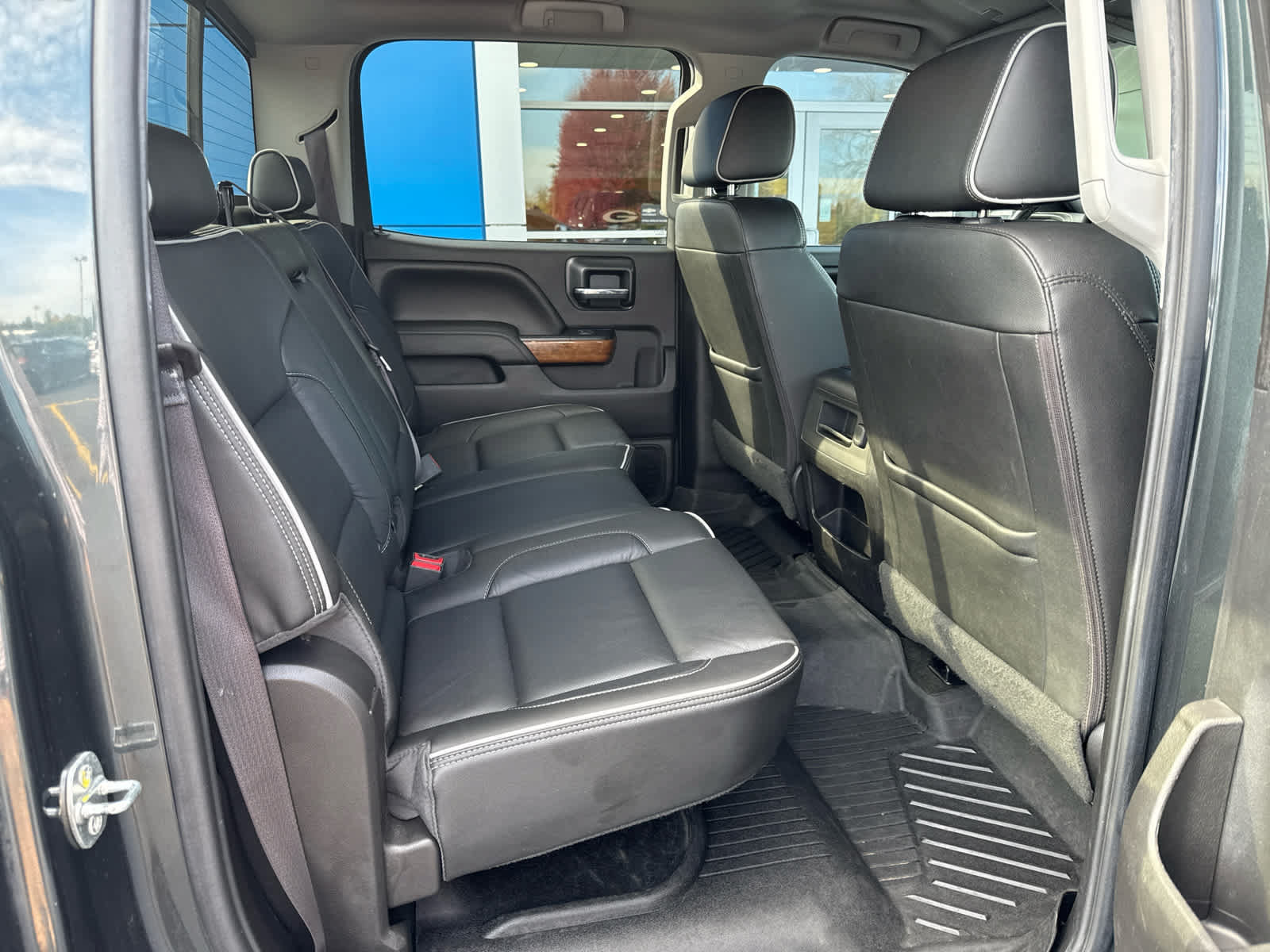 Used 2017 Chevrolet Silverado 2500 High Country w/ Duramax Plus Package AWD/4WD image 5