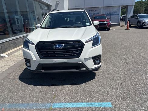 Used 2023 Subaru Forester Premium AWD/4WD image 4