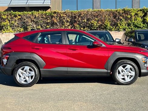 New 2026 Hyundai Kona SE image 5