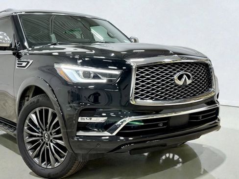 Used 2022 INFINITI QX80 Sensory w/ Cargo Package image 6