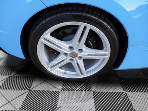 Used 2024 Chevrolet Corvette Stingray Premium Conv w/ Stealth Interior Trim Package RWD image 33